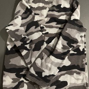 Boys gray camouflage pull over